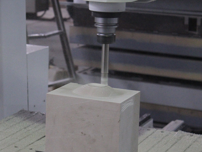 How much do you know about the five-axis engraving machine