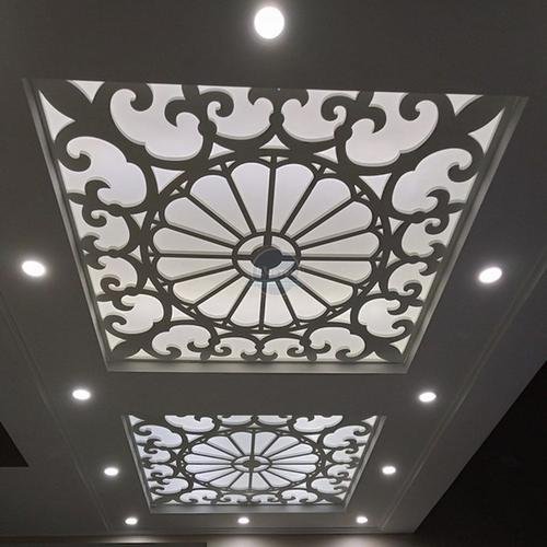 Application of laser cutting machine in metal ornaments